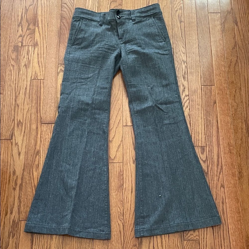 7 For All Mankind Gray Knit Low Rise Flared Wide Leg Trouser Sz 30